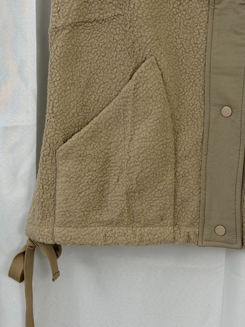 Stand Up Collar Sleeveless Teddy Sherpa Vest Jacket  - Beige/Tan XS NWT - Picture 4 of 6